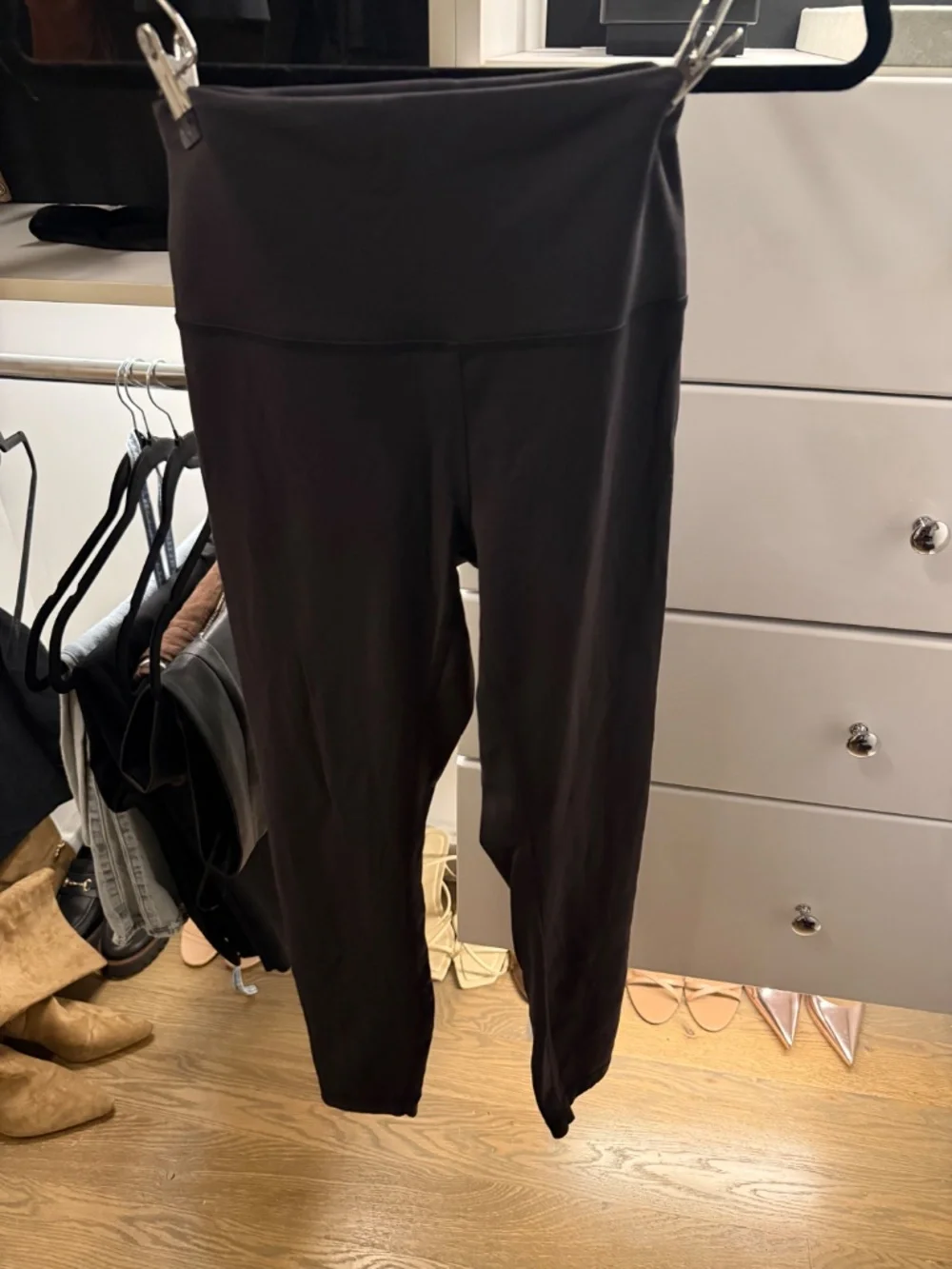Lululemon Wunder Train 25” Leggings Size 8 + Bra 5pc Bundle